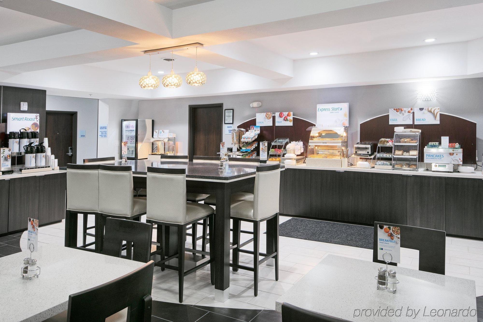 北休斯敦智选假日套房酒店 - Iah地区 外观 照片